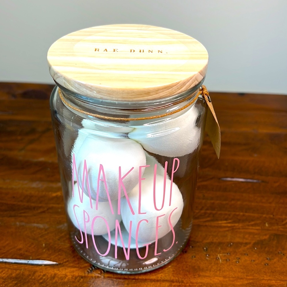 Rae Dunn Makeup Sponges - Picture 4 of 8